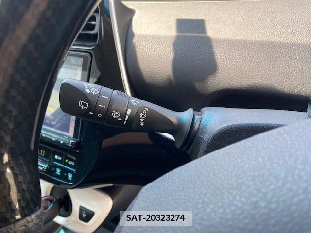 Toyota PRIUS 2016-02 281925-15