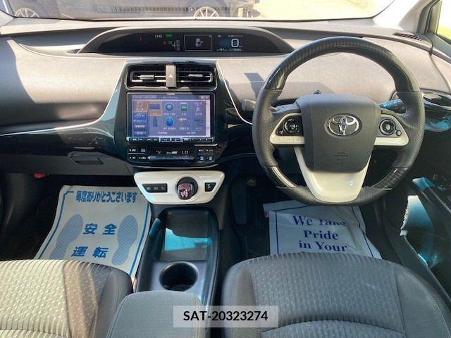 Toyota PRIUS 2016-02 281925-2
