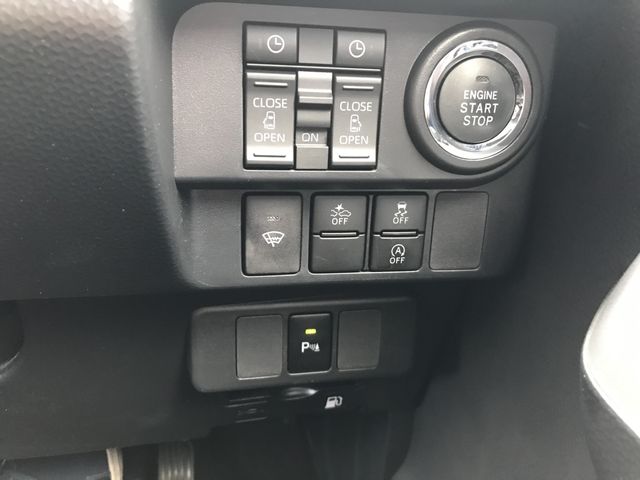 Toyota ROOMY 2020-12 6221-19