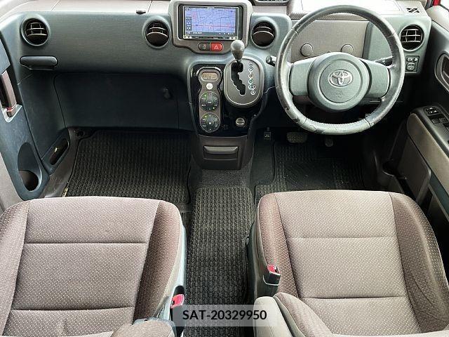 Toyota PORTE 2013-03 381033-1