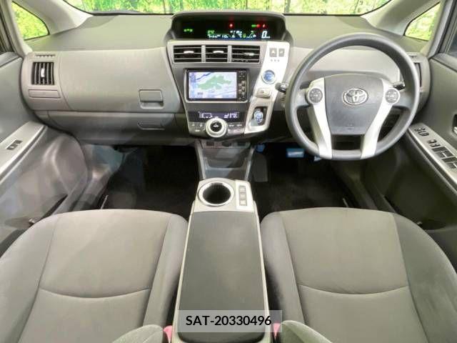 Toyota PRIUS ALPHA 2011-11 382391-1