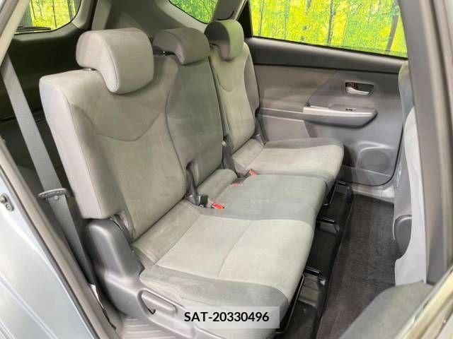 Toyota PRIUS ALPHA 2011-11 382391-9