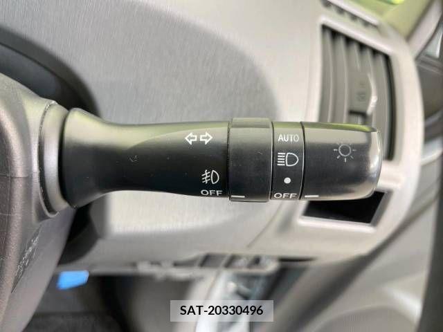 Toyota PRIUS ALPHA 2011-11 382391-7