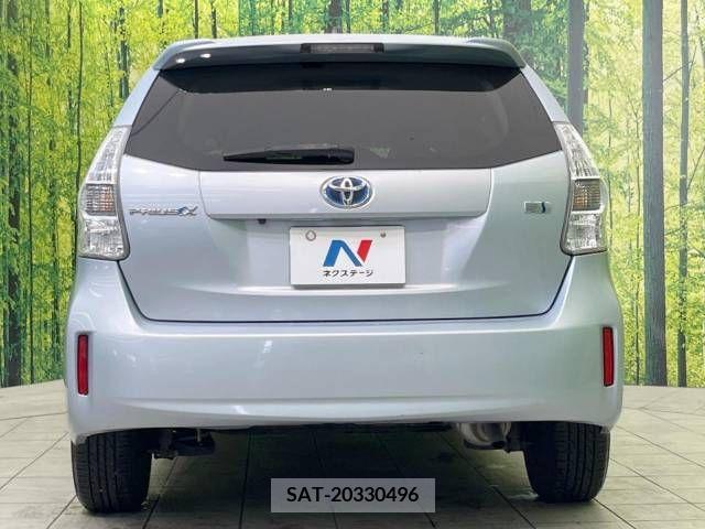 Toyota PRIUS ALPHA 2011-11 382391-15