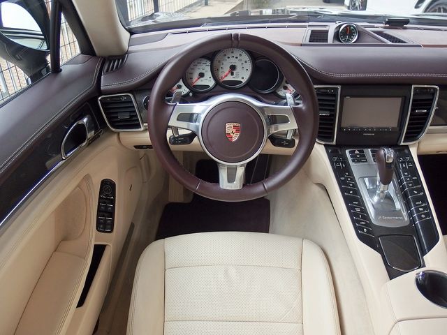 Porsche PANAMERA 2012-01 189434-16