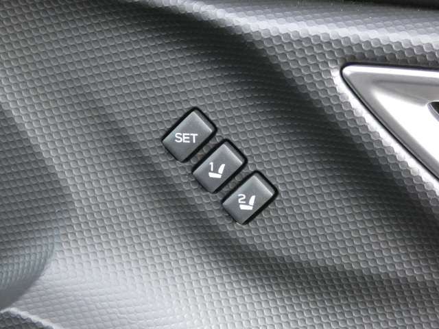 Subaru FORESTER 2019-01 195514-18