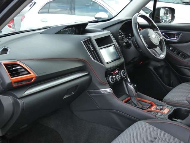 Subaru FORESTER 2019-01 195514-11