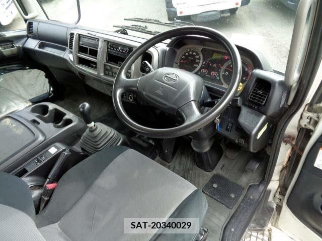 Hino RANGER 2011-08 377152-2