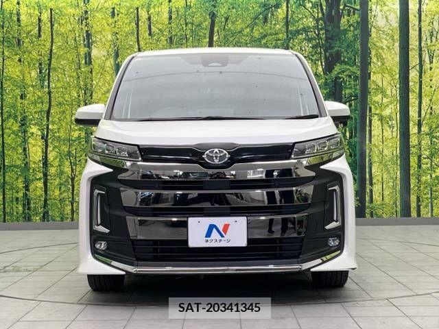 Toyota NOAH 2023-01 365112-15