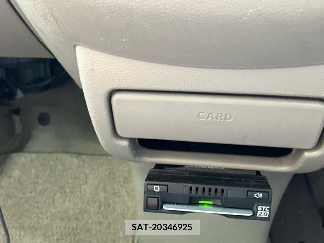 Suzuki EVERY WAGON 2012-11 390747-19