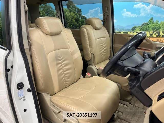 Nissan SERENA 2007-08 254611-7