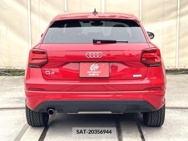 Audi Q2 2019-09 209330-8