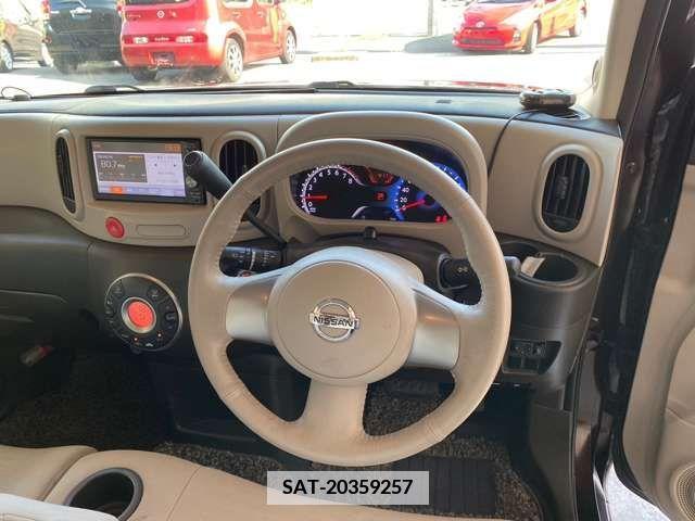 Nissan CUBE 2011-12 358399-9