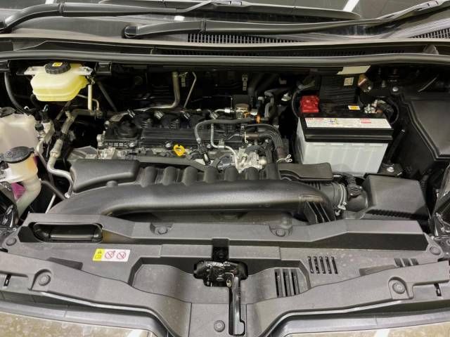 Toyota NOAH 2023-06 191365-19