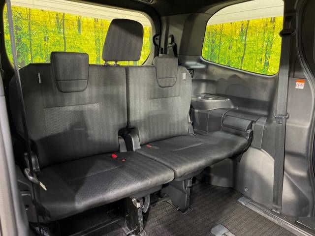 Toyota NOAH 2023-06 191365-10