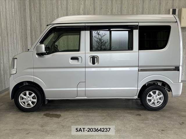 Mazda SCRUM 2017-03 301838-10
