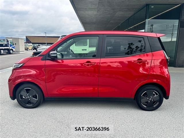 Nissan Sakura 2023-04 330505-9