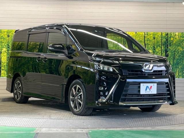 Toyota VOXY 2017-08 181982-16