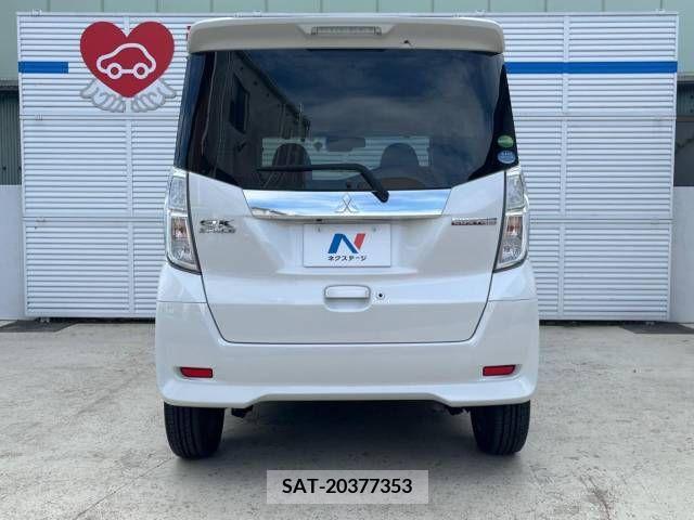Mitsubishi EK SPACE 2018-02 359596-17