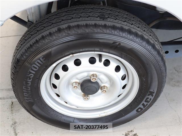 Daihatsu HIJET CARGO 2021-04 271755-5