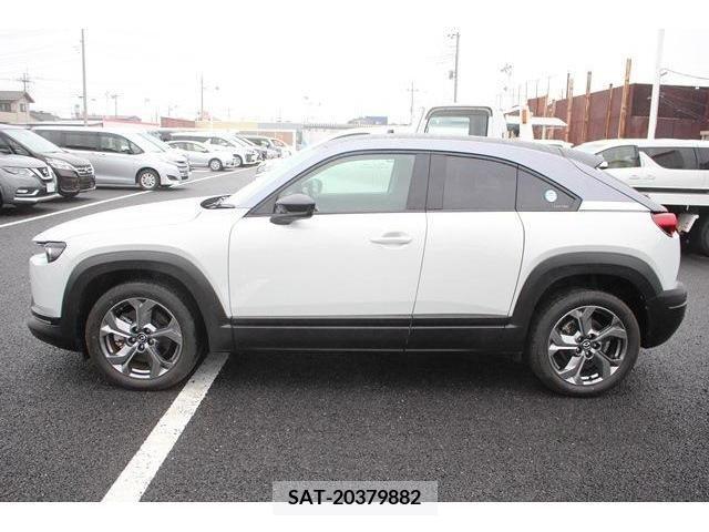 Mazda MX-30 2021-02 352654-10