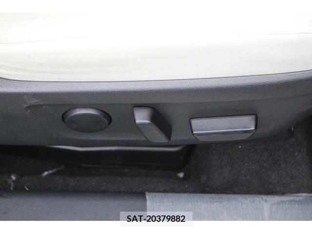 Mazda MX-30 2021-02 352654-6