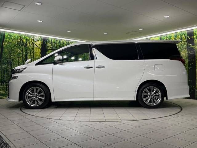 Toyota VELLFIRE 2016-09 180518-16