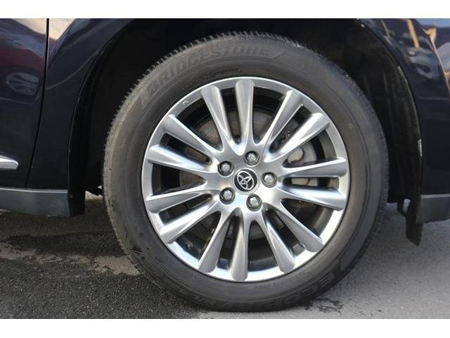 Toyota HARRIER HYBRID 2017-11 11037-8