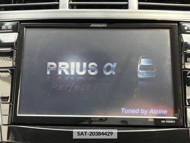 Toyota PRIUS ALPHA 2013-10 366788-2