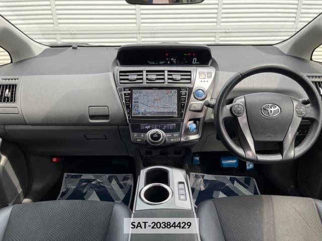 Toyota PRIUS ALPHA 2013-10 366788-1