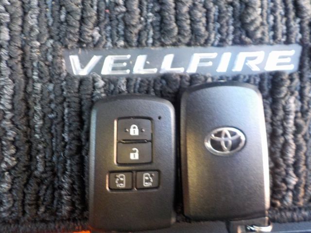 Toyota VELLFIRE 2018-12 189556-29