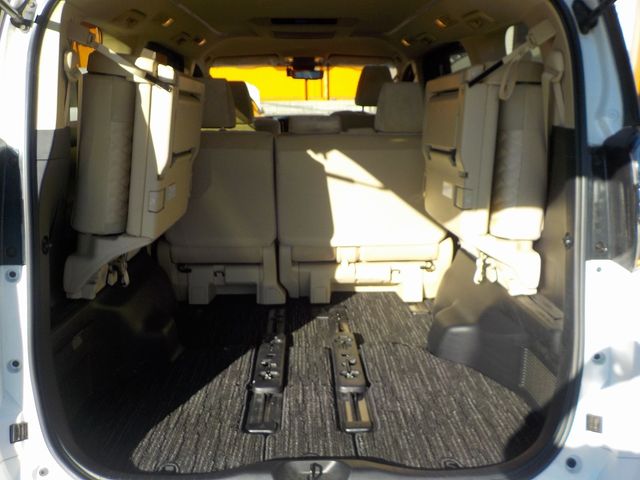 Toyota VELLFIRE 2018-12 189556-17