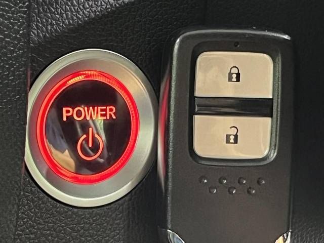 Honda FIT HYBRID 2018-02 192878-7