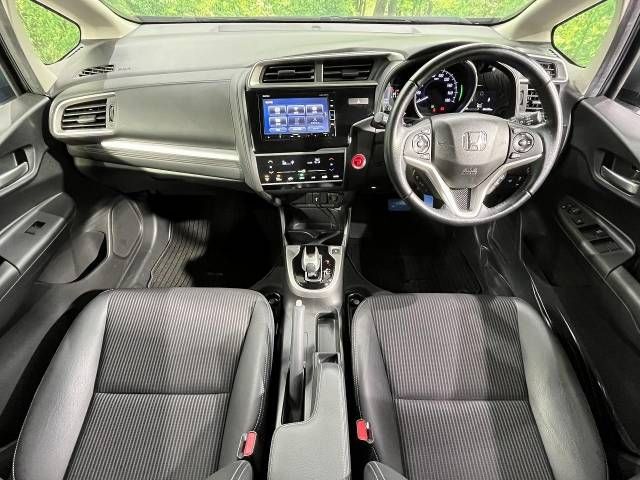 Honda FIT HYBRID 2018-02 192878-1