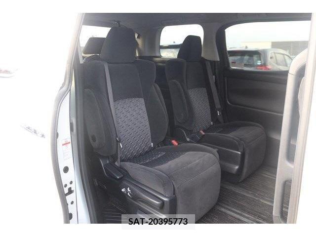 Toyota ALPHARD 2015-09 212365-13