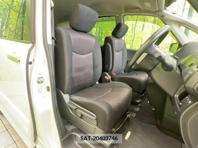 Nissan SERENA 2012-08 345762-8
