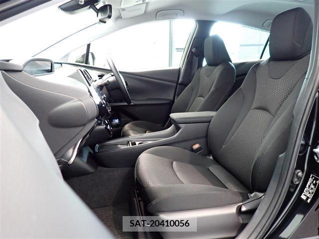 Toyota PRIUS 2021-12 378662-21