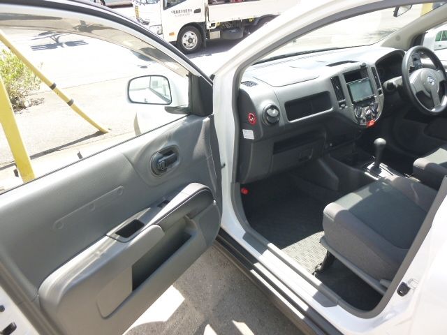 Nissan AD VAN 2018-06 4214-14