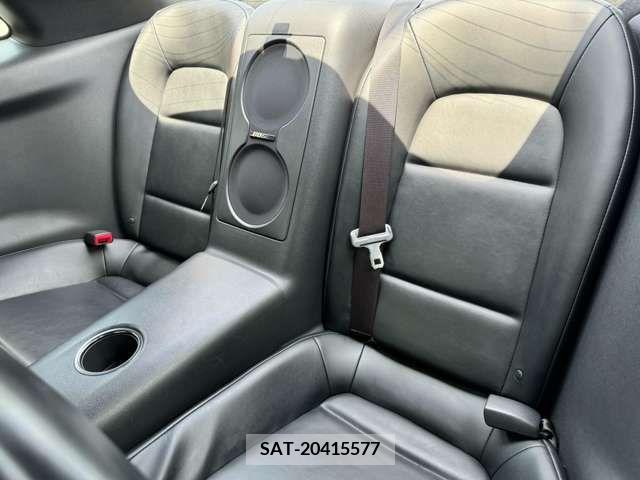 Nissan GT-R 2017-05 379004-10
