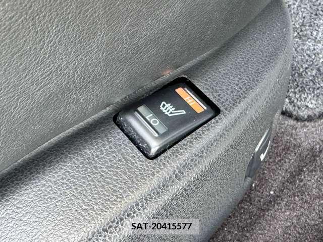 Nissan GT-R 2017-05 379004-9