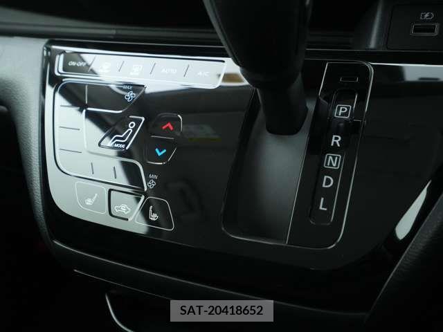 Mitsubishi EK X 2022-02 215314-15