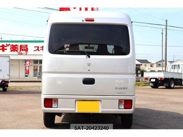 Suzuki EVERY 2023-03 382408-5