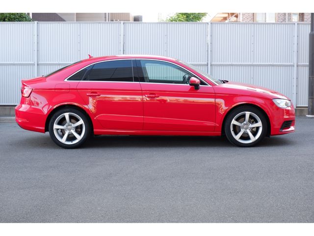 Audi A3 SEDAN 2015-03 14510-4