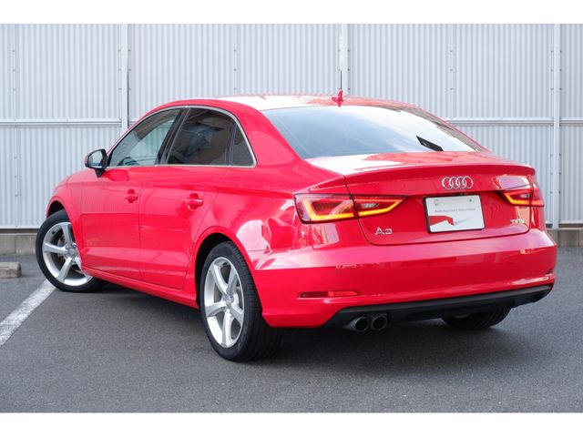 Audi A3 SEDAN 2015-03 14510-2