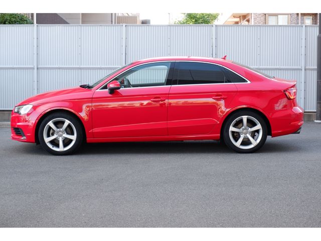 Audi A3 SEDAN 2015-03 14510-1