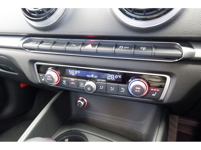 Audi A3 SEDAN 2015-03 14510-16