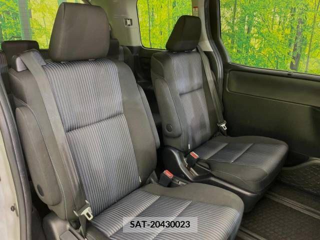 Toyota VOXY 2014-05 370313-10