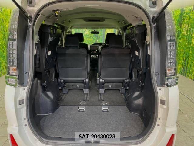 Toyota VOXY 2014-05 370313-12