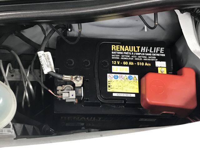 Renault TWINGO 2018-08 11641-29