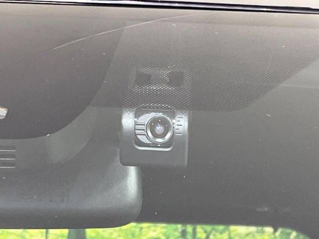 Toyota NOAH 2023-06 181044-7